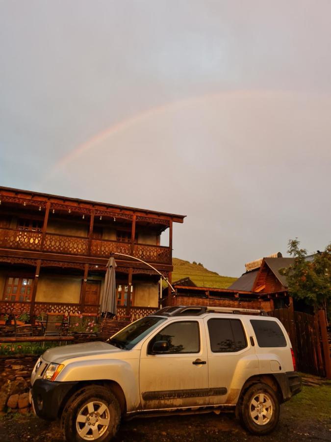 Guest House Shina Omalo Exterior photo